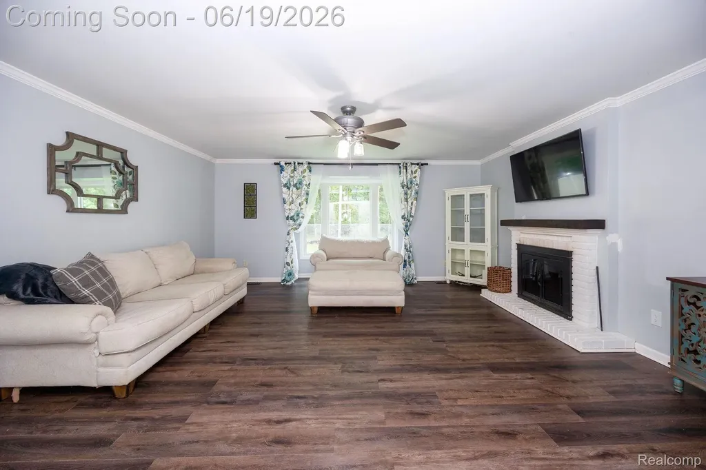 17680 Fox Glen Drive Riverview City MI 48193