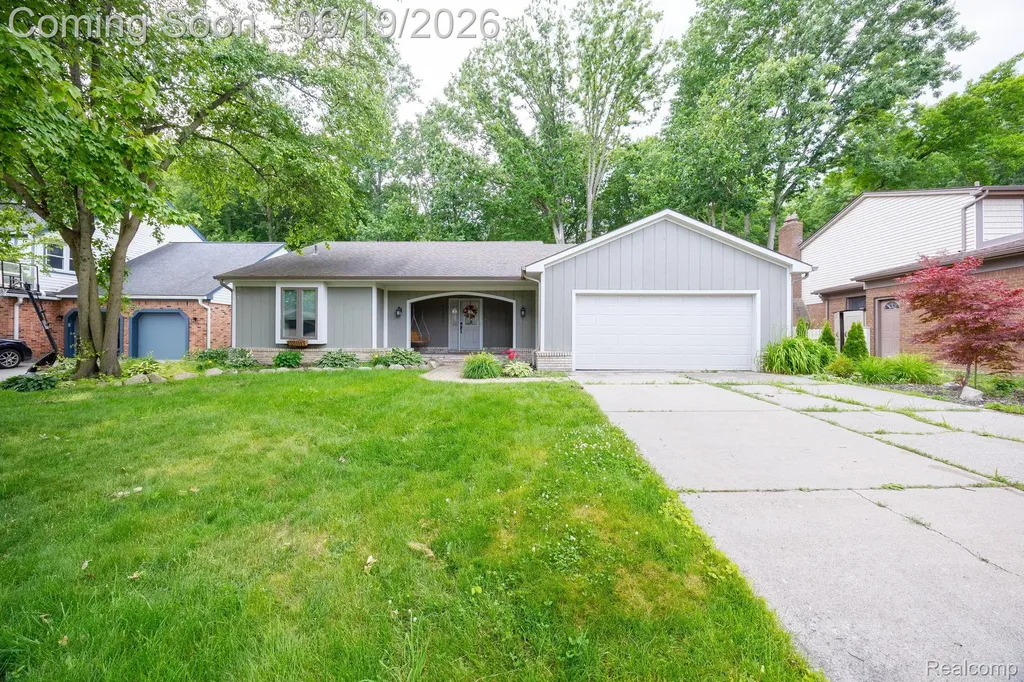17680 Fox Glen Drive Riverview City MI 48193