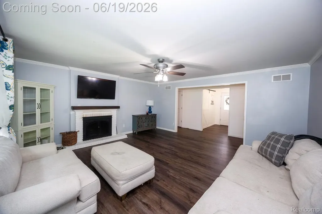 17680 Fox Glen Drive Riverview City MI 48193