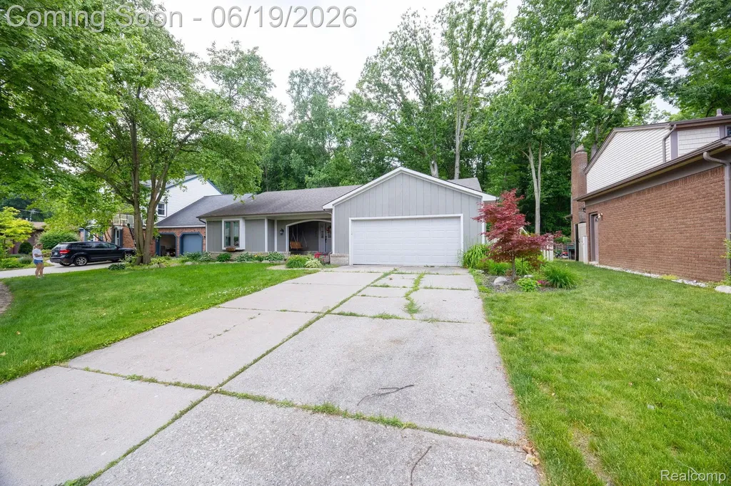 17680 Fox Glen Drive Riverview City MI 48193