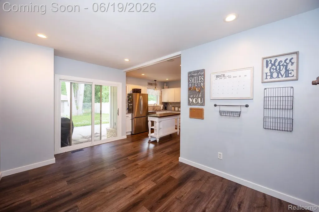 17680 Fox Glen Drive Riverview City MI 48193