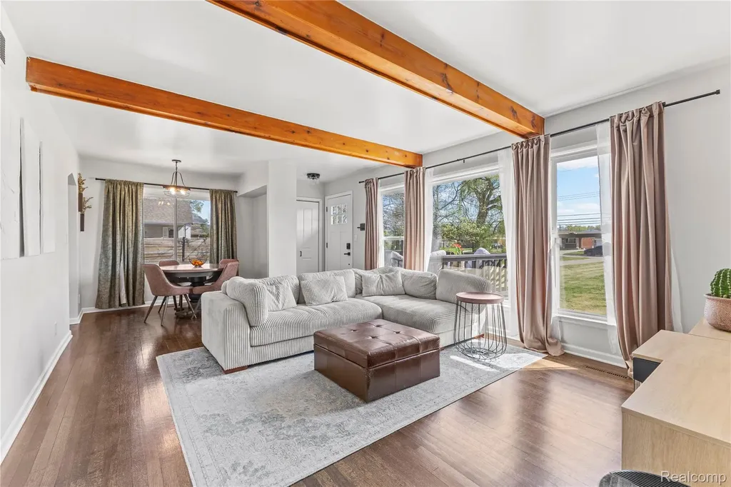 34585 Koch Avenue Sterling Heights City MI 48310