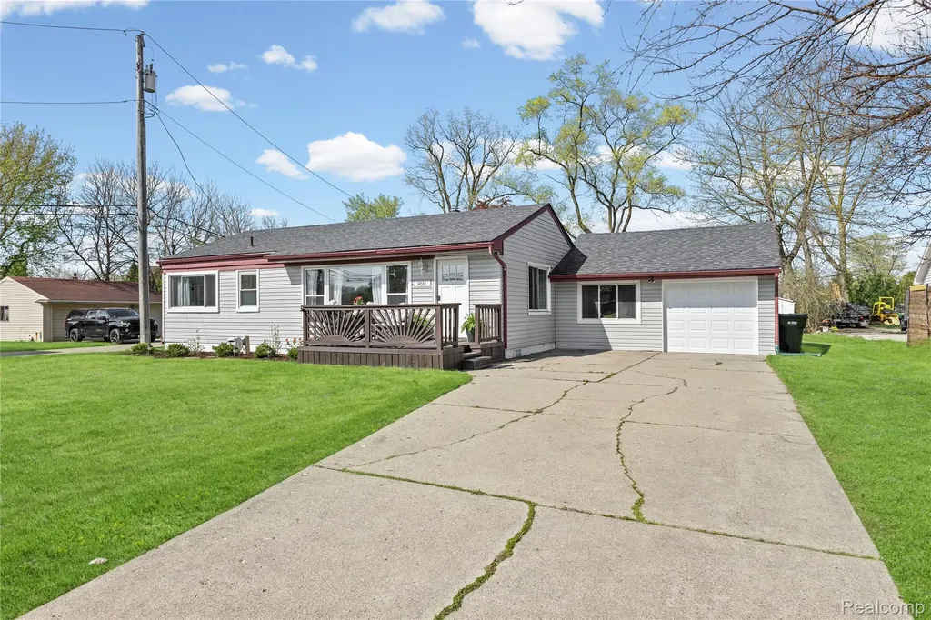 34585 Koch Avenue Sterling Heights City MI 48310