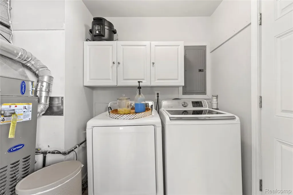 34585 Koch Avenue Sterling Heights City MI 48310