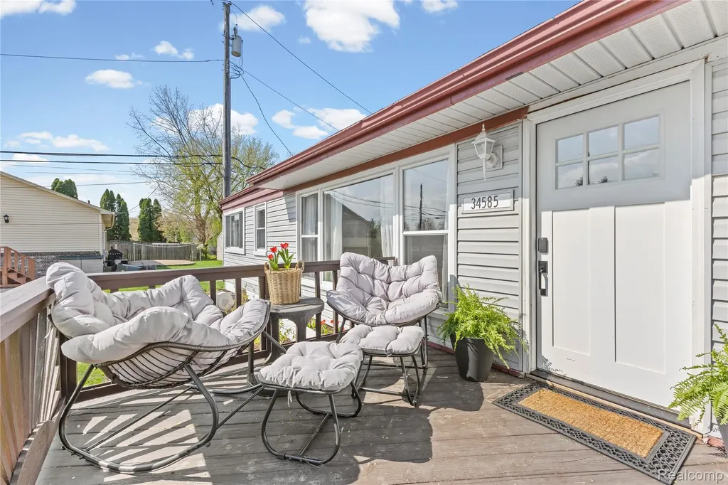 34585 Koch Avenue Sterling Heights City MI 48310