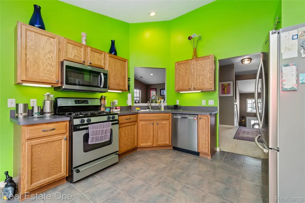 26738 Kirkway Circle Woodhaven City MI 48183