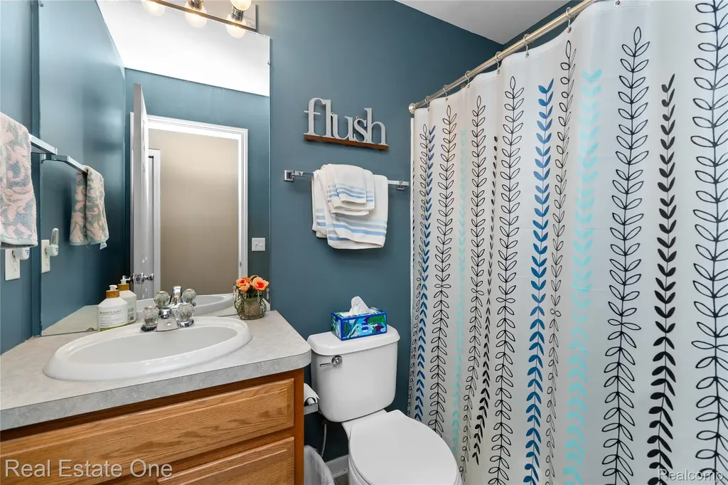 26738 Kirkway Circle Woodhaven City MI 48183