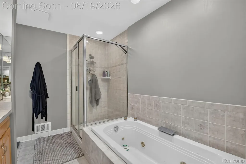 7040 Mcguire Road Tyrone Township MI 48430