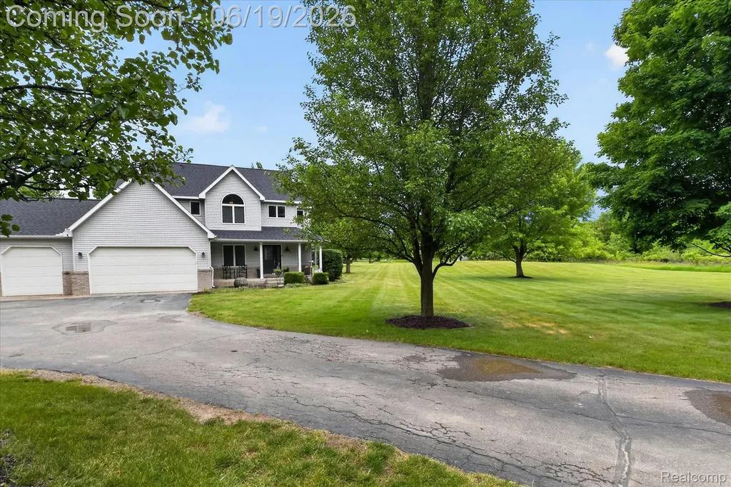 7040 Mcguire Road Tyrone Township MI 48430