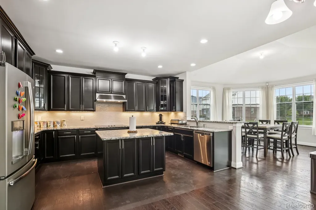 51110 Gulfstream Park Drive Canton Charter Township MI 48188