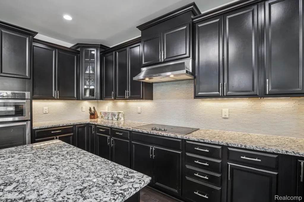 51110 Gulfstream Park Drive Canton Charter Township MI 48188
