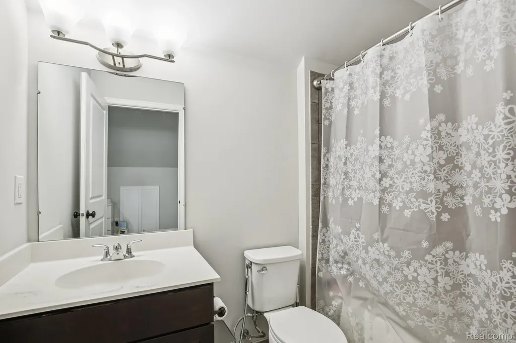 51110 Gulfstream Park Drive Canton Charter Township MI 48188