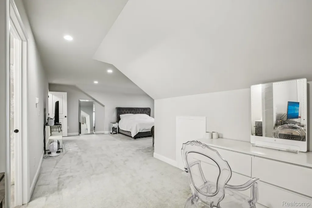 51110 Gulfstream Park Drive Canton Charter Township MI 48188