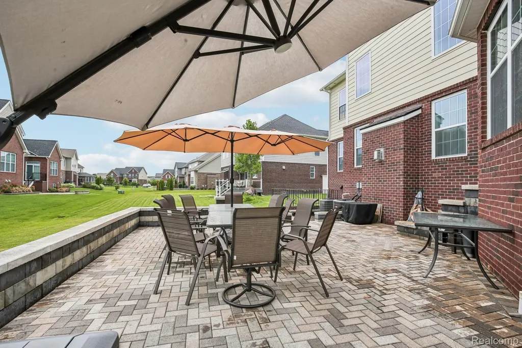51110 Gulfstream Park Drive Canton Charter Township MI 48188