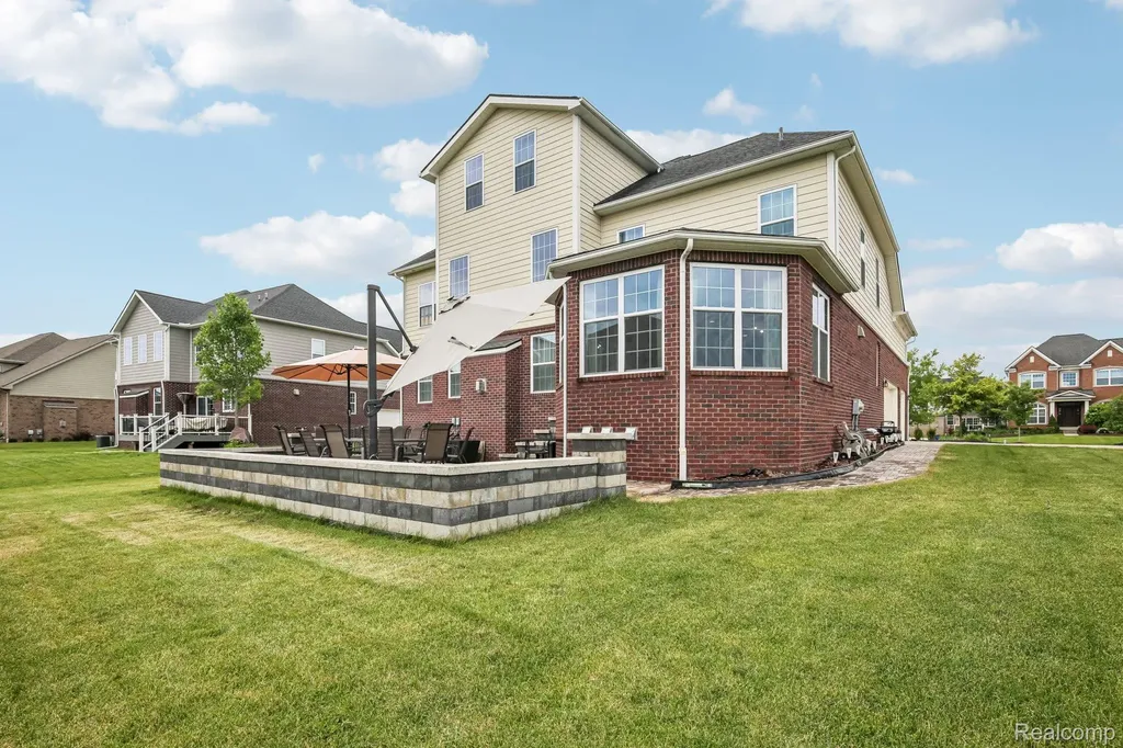 51110 Gulfstream Park Drive Canton Charter Township MI 48188