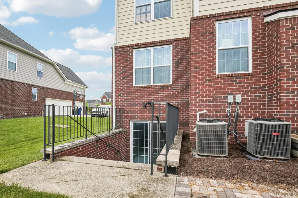 51110 Gulfstream Park Drive Canton Charter Township MI 48188