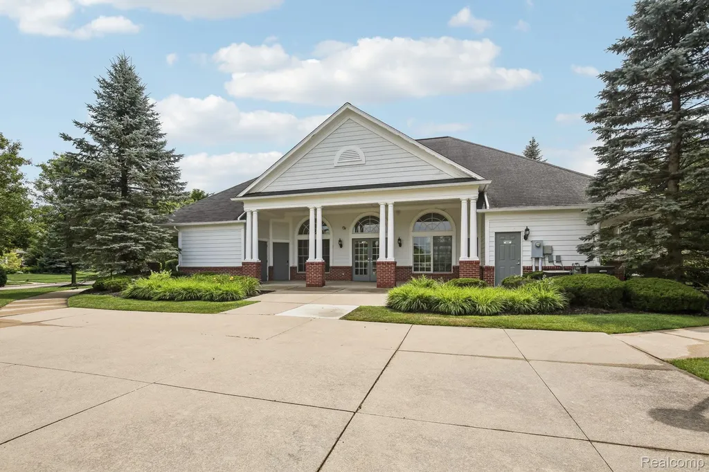 51110 Gulfstream Park Drive Canton Charter Township MI 48188