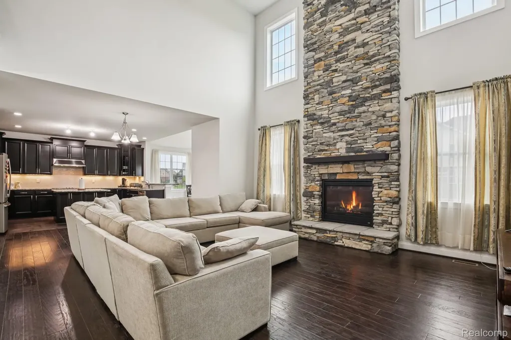 51110 Gulfstream Park Drive Canton Charter Township MI 48188