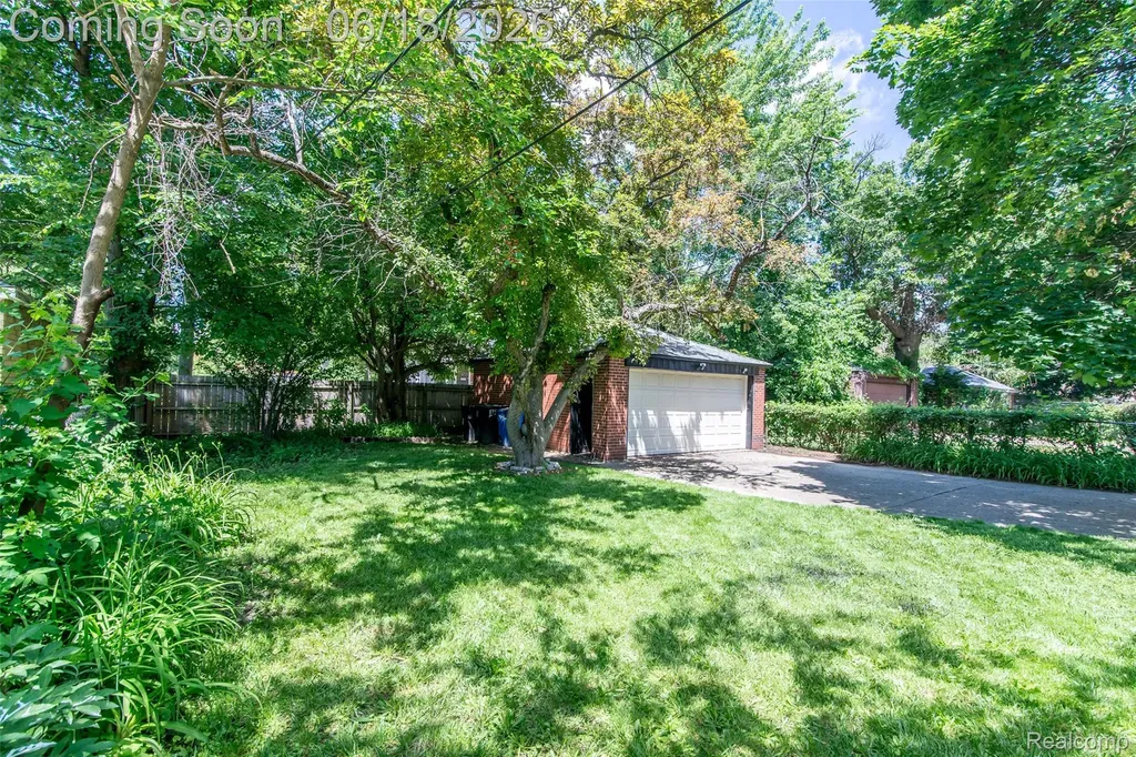 17145 Fairfield Street Detroit City MI 48221