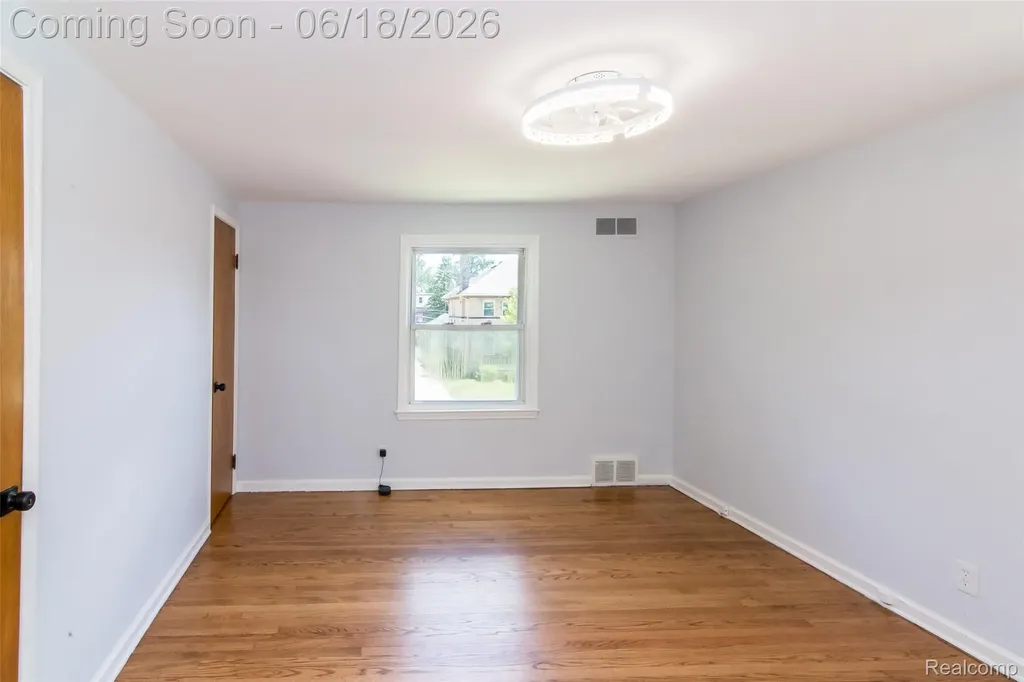 17145 Fairfield Street Detroit City MI 48221