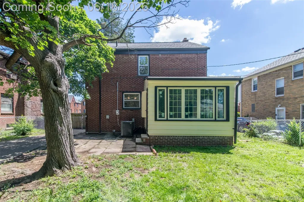 17145 Fairfield Street Detroit City MI 48221