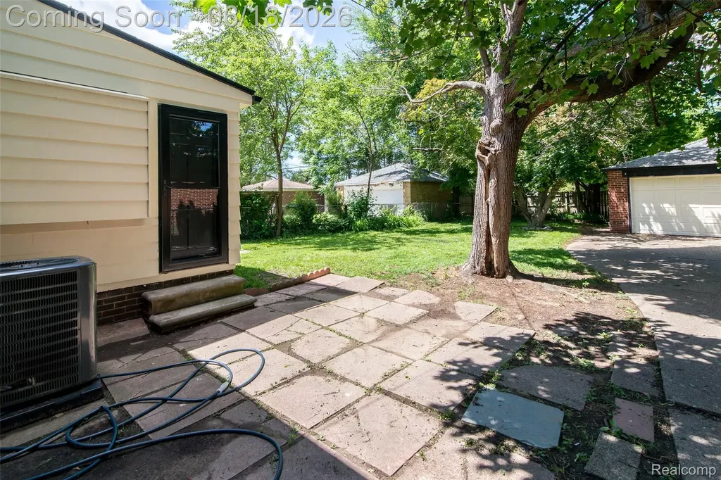 17145 Fairfield Street Detroit City MI 48221