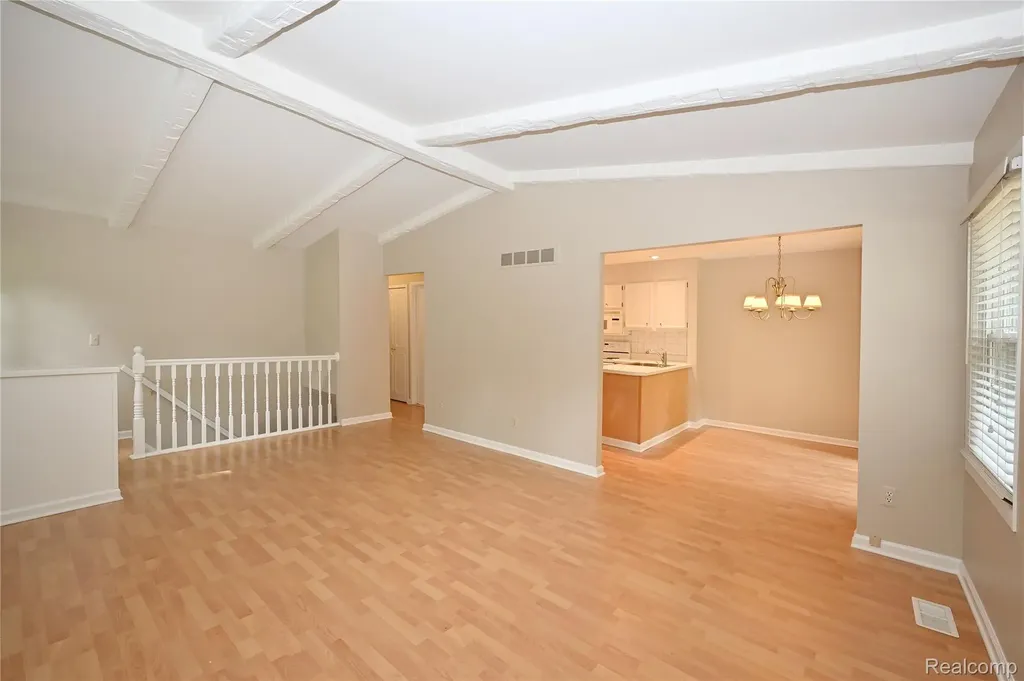 5370 Breeze Hill Place Troy City MI 48098