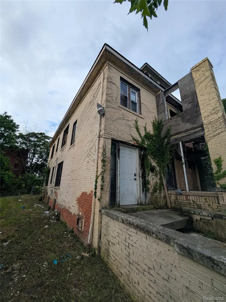 1421 Blaine Street Detroit City MI 48206