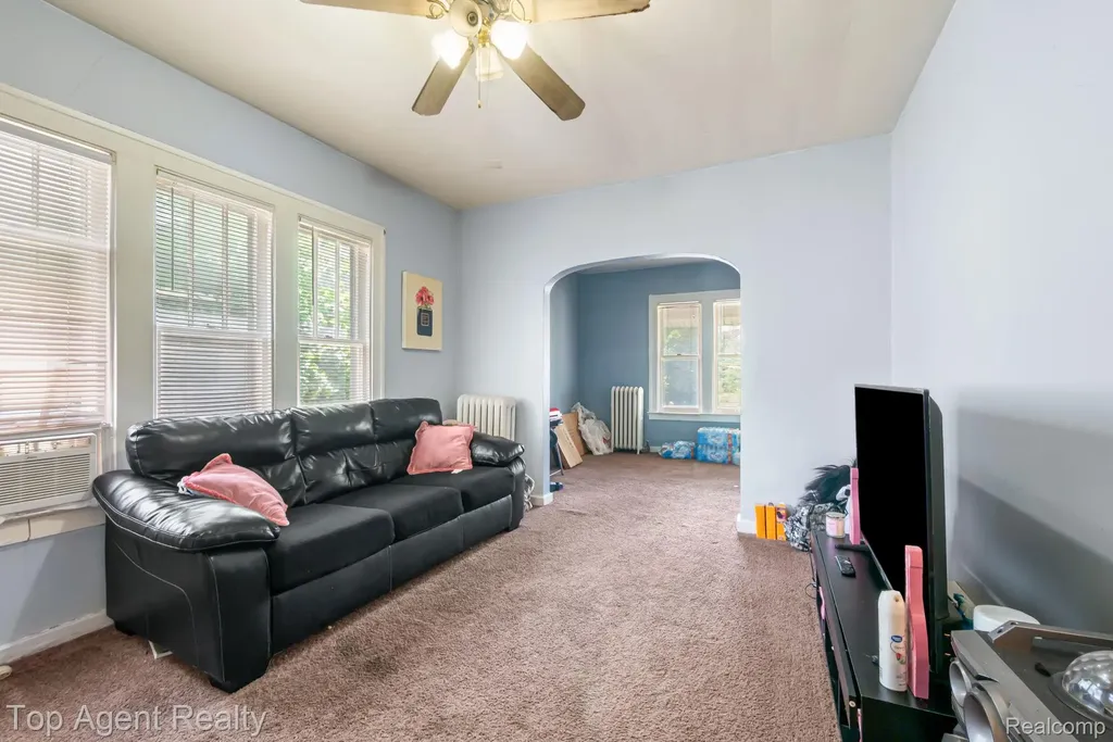 3958 Buckingham Avenue Detroit City MI 48224