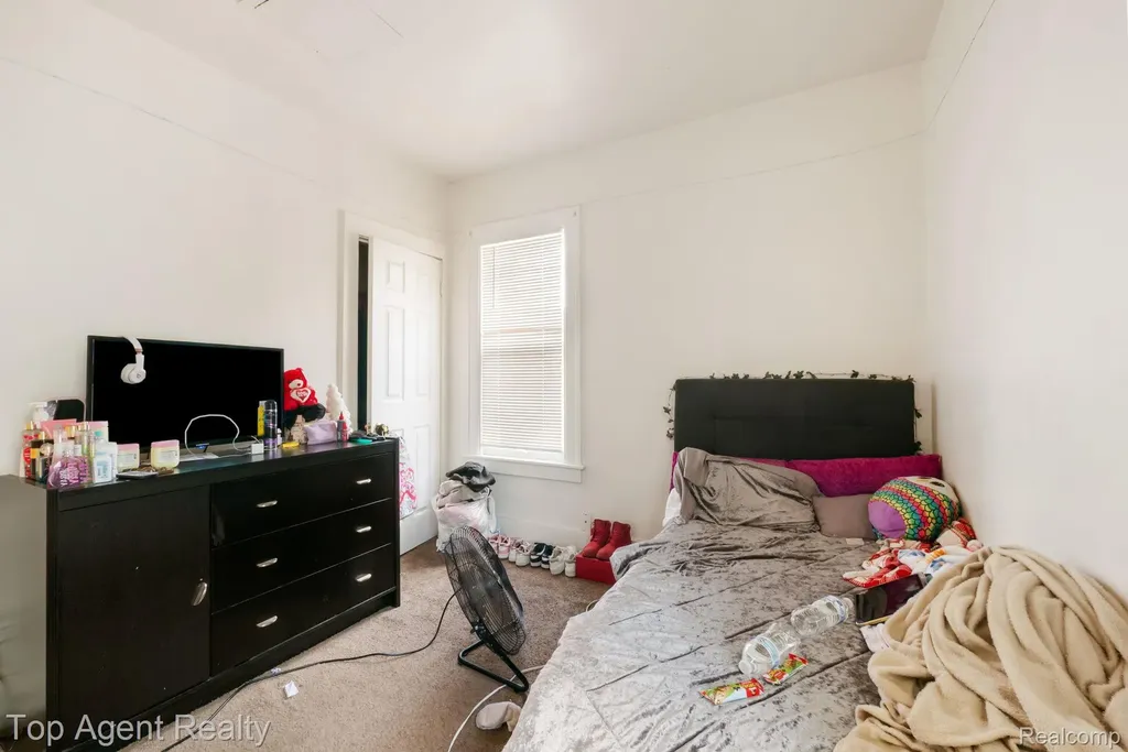 3958 Buckingham Avenue Detroit City MI 48224
