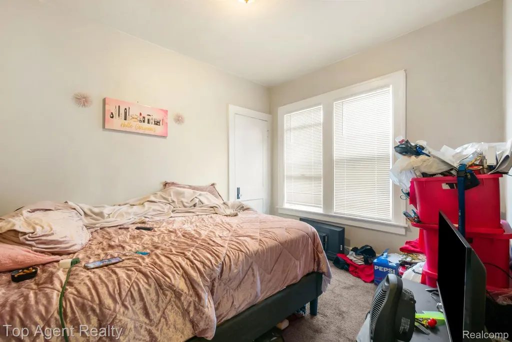 3958 Buckingham Avenue Detroit City MI 48224
