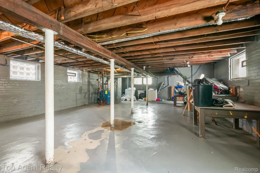 3958 Buckingham Avenue Detroit City MI 48224