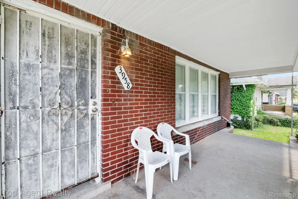 3958 Buckingham Avenue Detroit City MI 48224