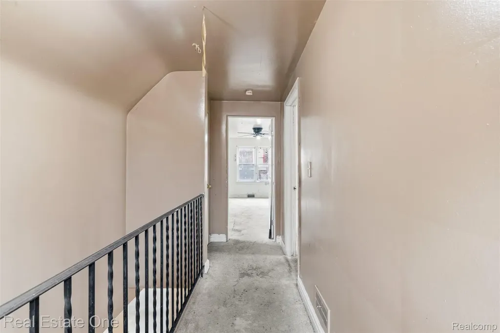 15464 Lindsay Street Detroit City MI 48227