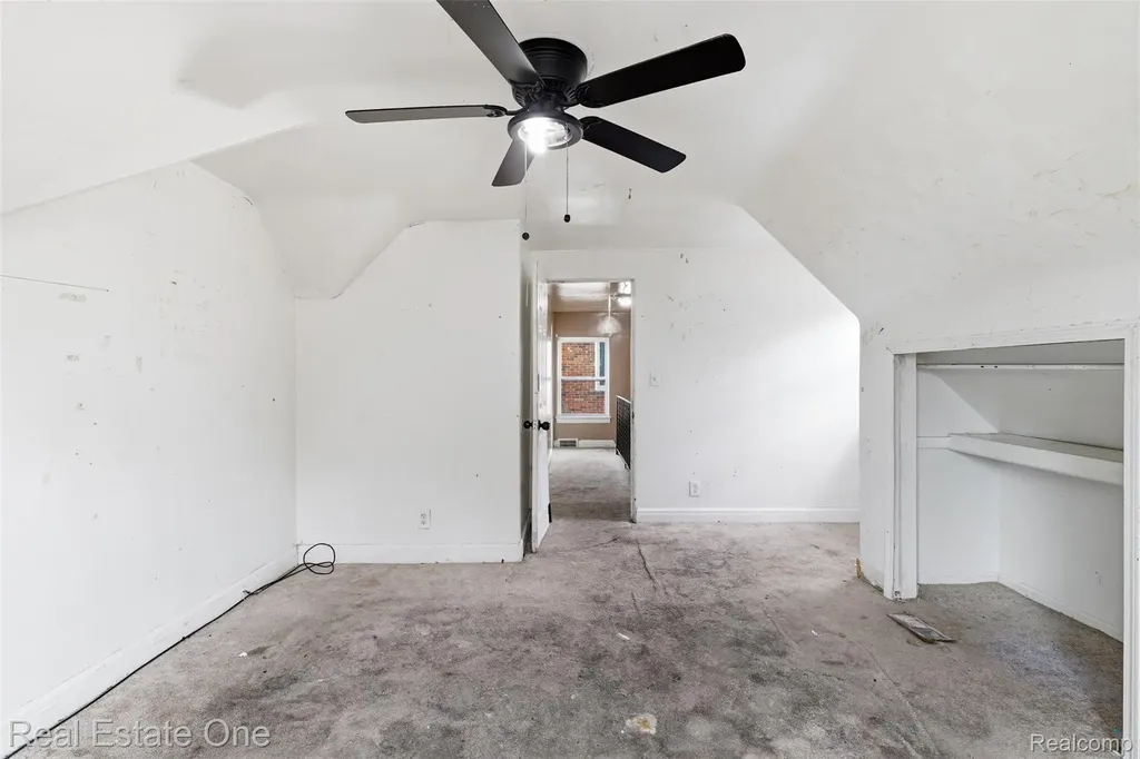 15464 Lindsay Street Detroit City MI 48227