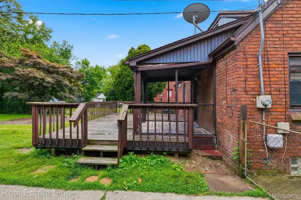 15464 Lindsay Street Detroit City MI 48227