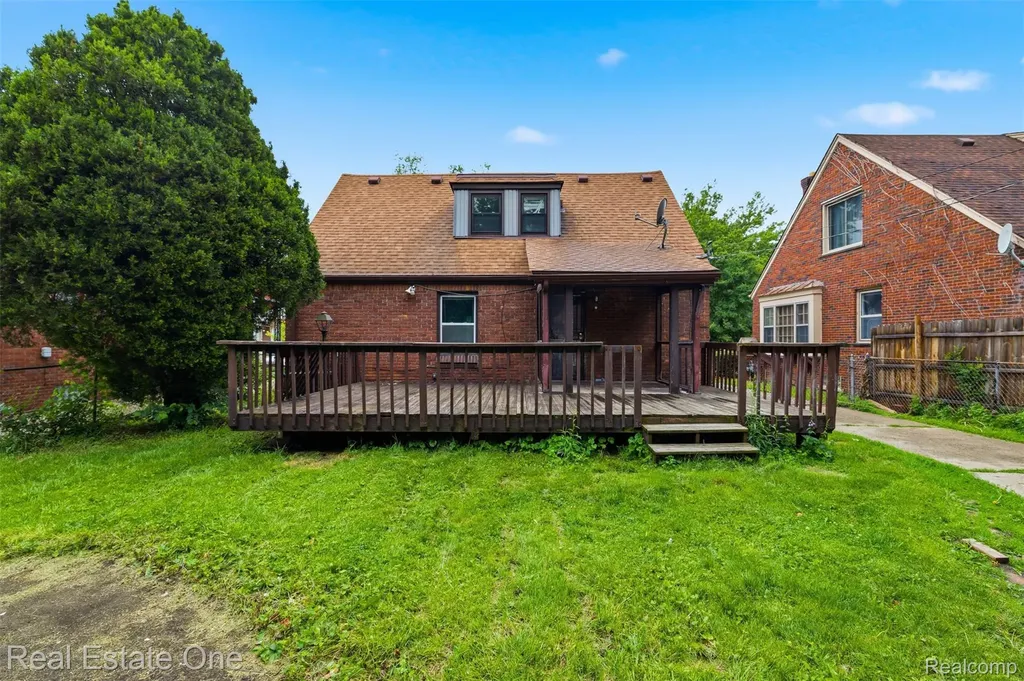 15464 Lindsay Street Detroit City MI 48227