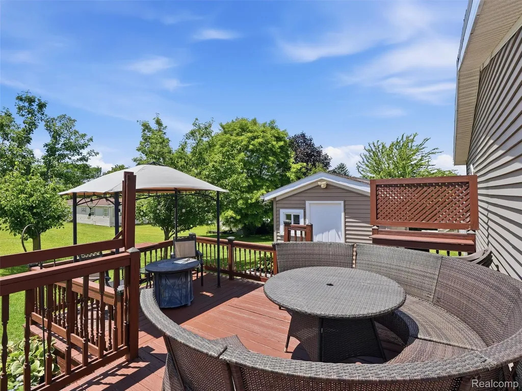 9695 Bloomsbury Circle Salem Township MI 48167