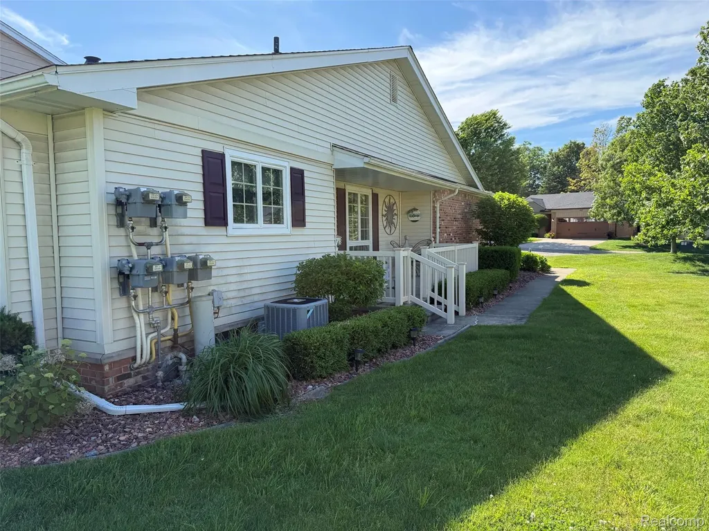 448 Ashley Drive Grand Blanc City MI 48439