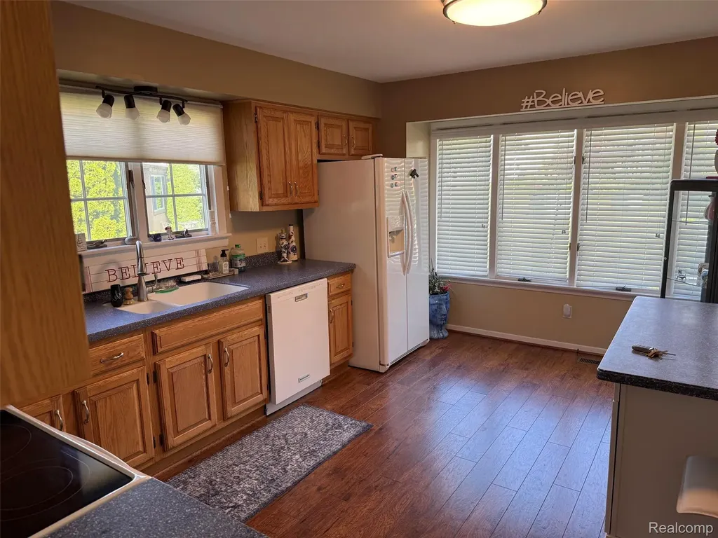 448 Ashley Drive Grand Blanc City MI 48439