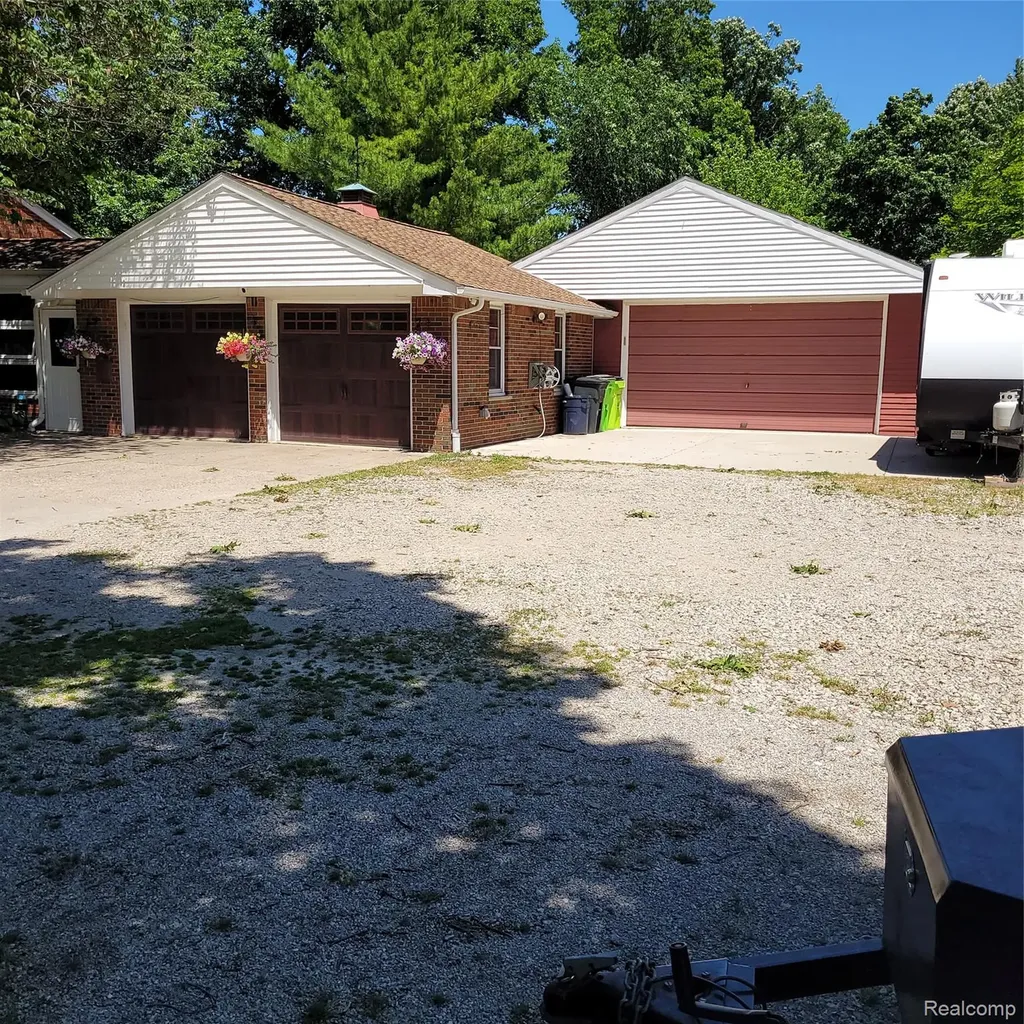 24640 Huron River Drive Flat Rock City MI 48173