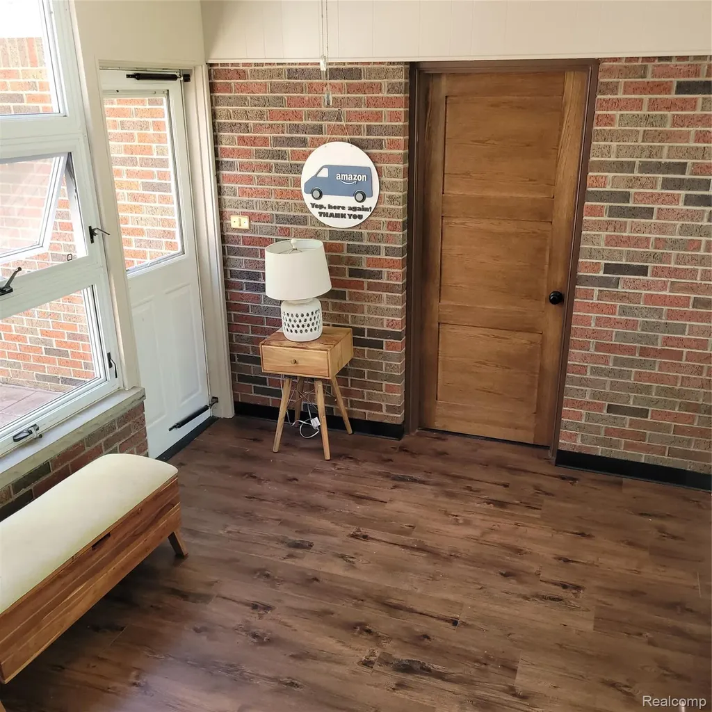 24640 Huron River Drive Flat Rock City MI 48173