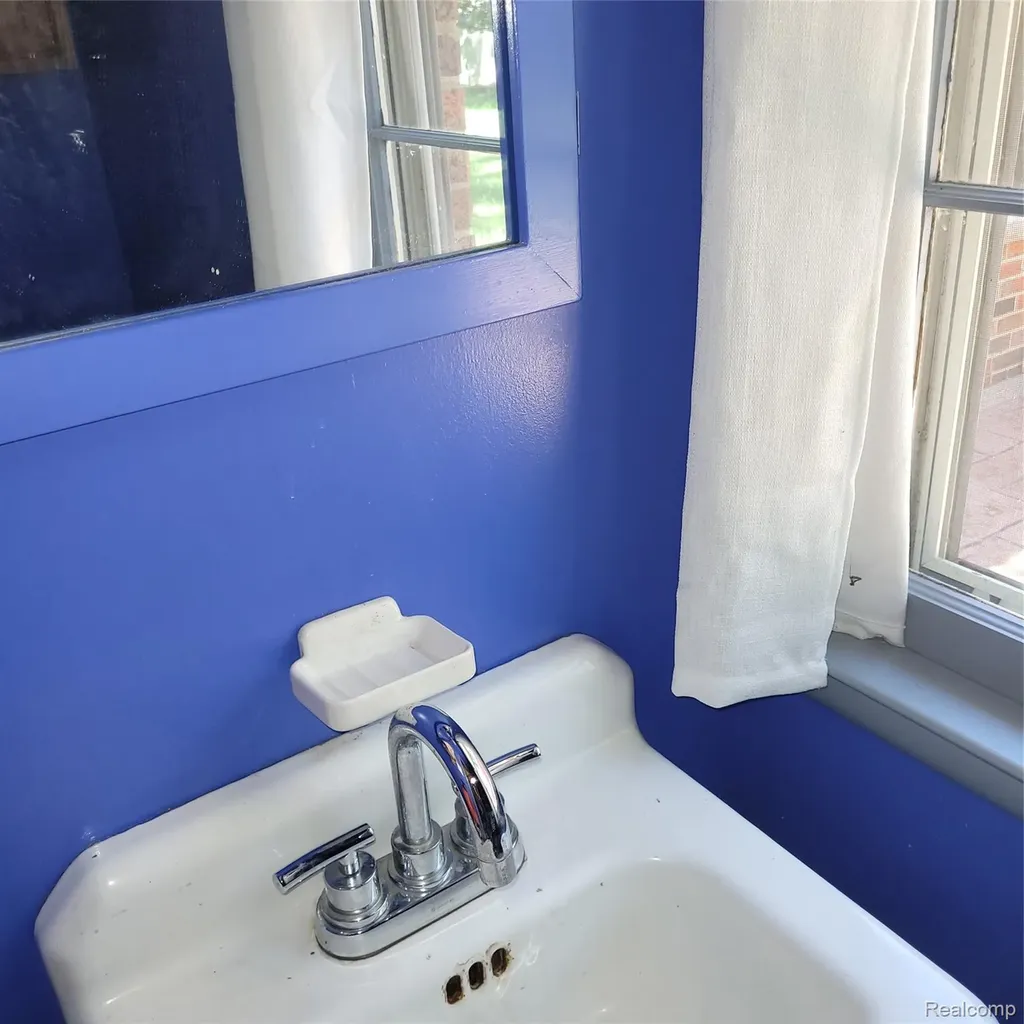 24640 Huron River Drive Flat Rock City MI 48173