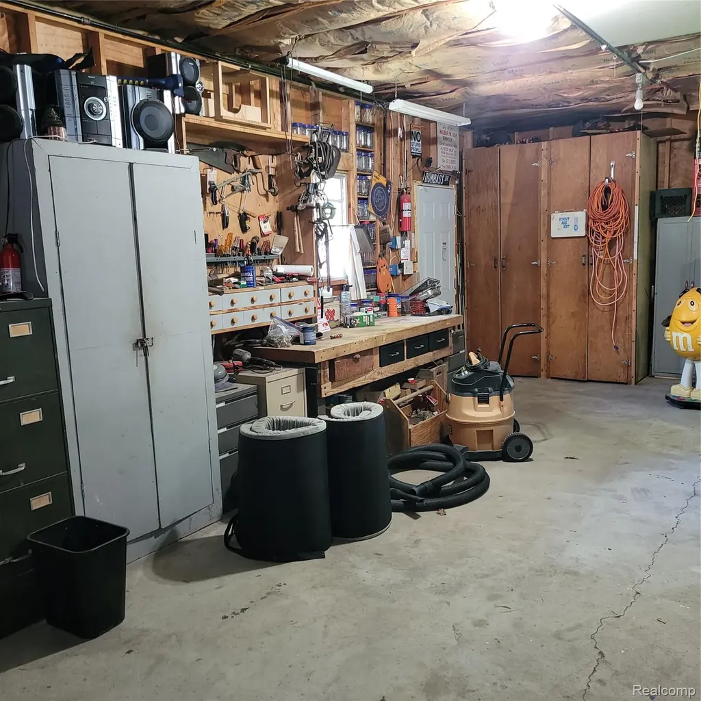 24640 Huron River Drive Flat Rock City MI 48173