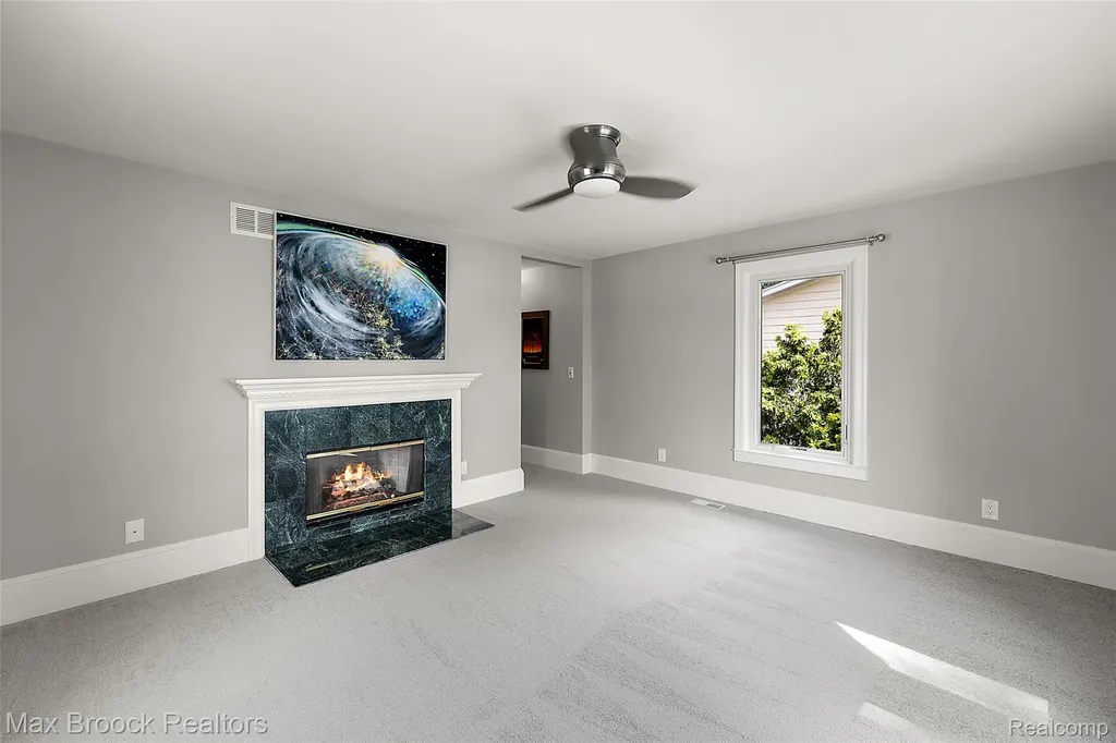 3642 Orchard Lake Road West Bloomfield Charter Township MI 48324