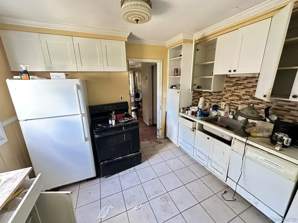 15808 Norborne Avenue Redford Charter Township MI 48239