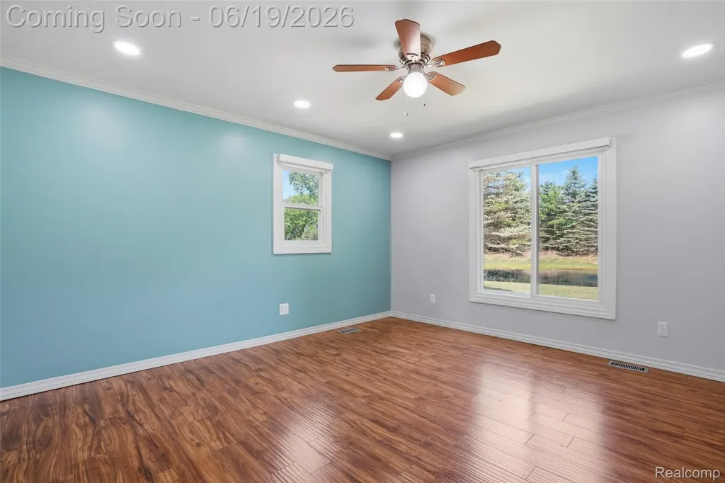 8888 Pilgrim Washington Township MI 48094