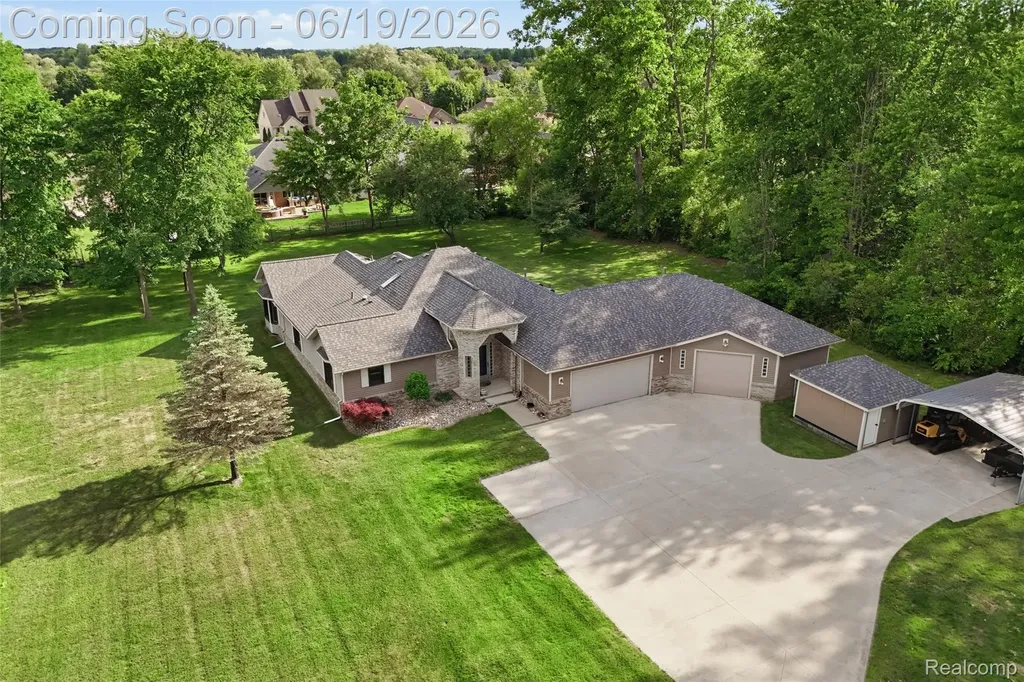 8888 Pilgrim Washington Township MI 48094