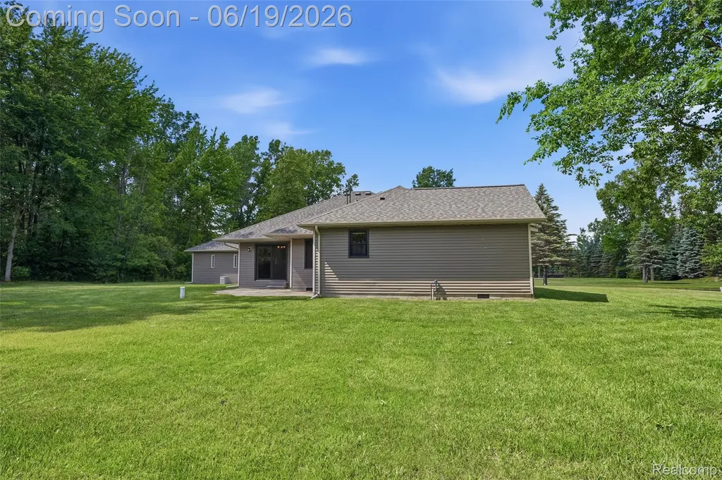 8888 Pilgrim Washington Township MI 48094