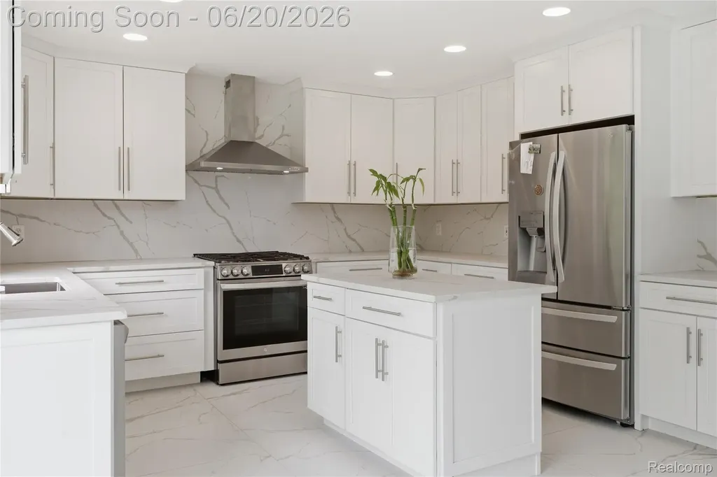 8873 Northern Avenue Plymouth Charter Township MI 48170